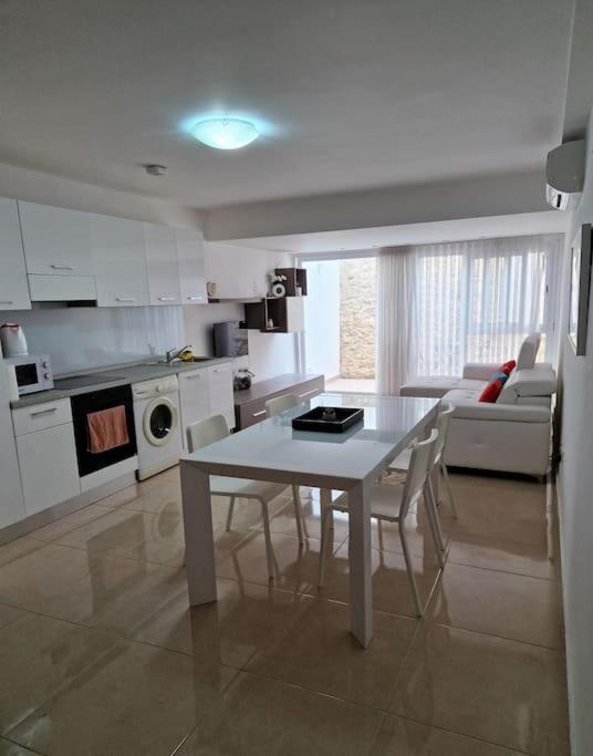 The Caves Cosy Apartment 1 Saint Julian's Εξωτερικό φωτογραφία