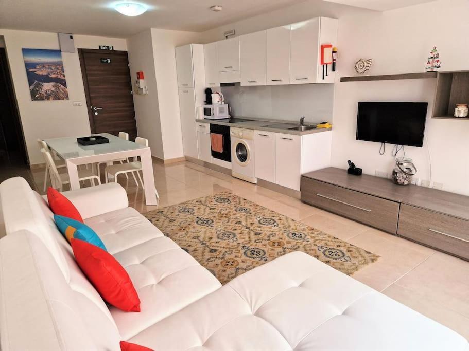 The Caves Cosy Apartment 1 Saint Julian's Εξωτερικό φωτογραφία
